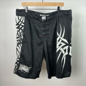 Vintage MMA Elite Board Shorts Men XL 38 - 40 Fighting Grunge Skulls Black Y2K